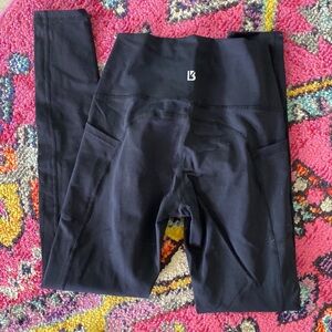 Buff bunny sculpting leggings